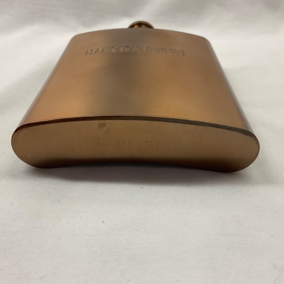 Flask - Picture 3 of 3